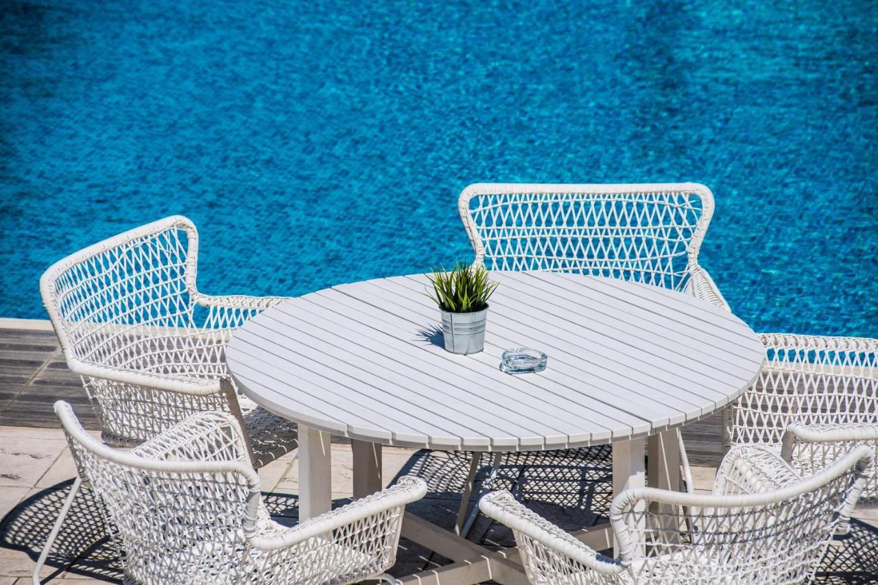 Philoxenia Suites Vrasná Exteriér fotografie