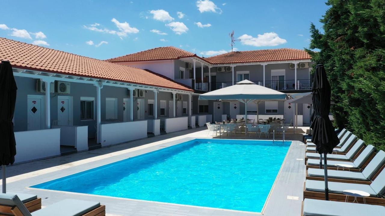 Philoxenia Suites Vrasná Exteriér fotografie