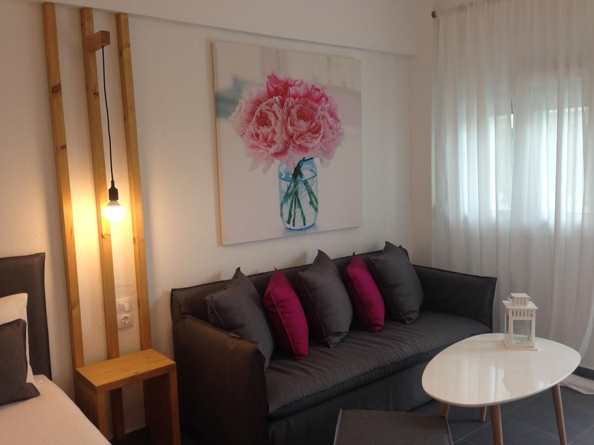Philoxenia Suites Vrasná Exteriér fotografie