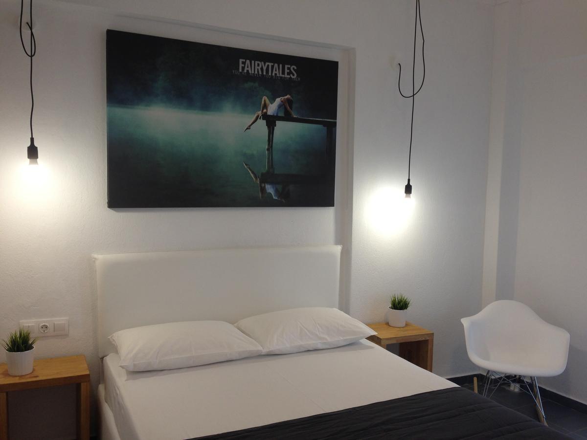 Philoxenia Suites Vrasná Exteriér fotografie